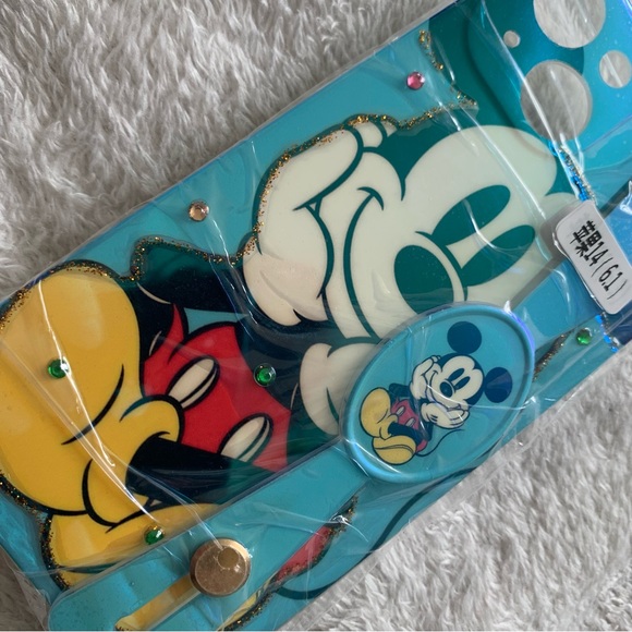 Mickey inspired phone case for iPhone 14 6.1 - Picture 1 of 5